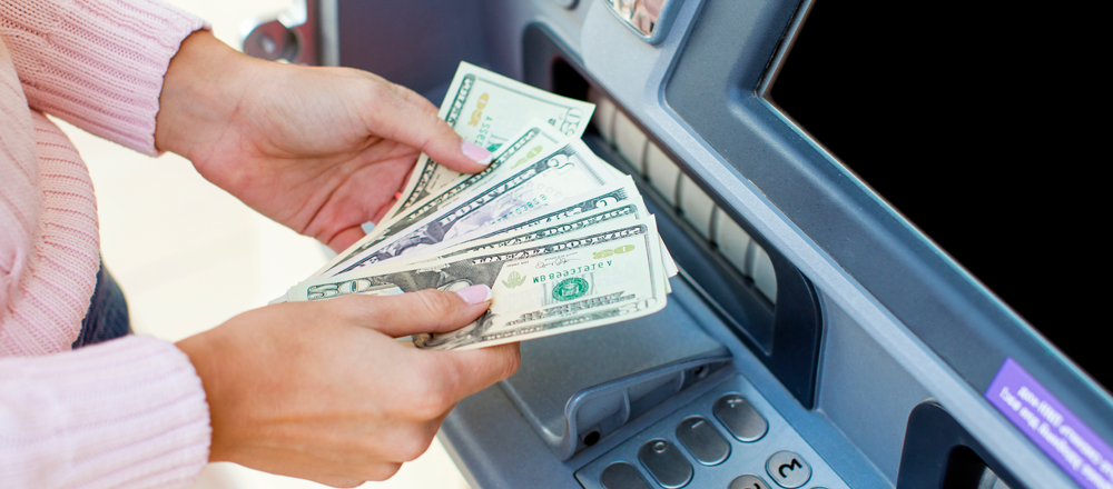 navigating-atms-overseas:-tips-for-withdrawing-cash-with-your-credit-card